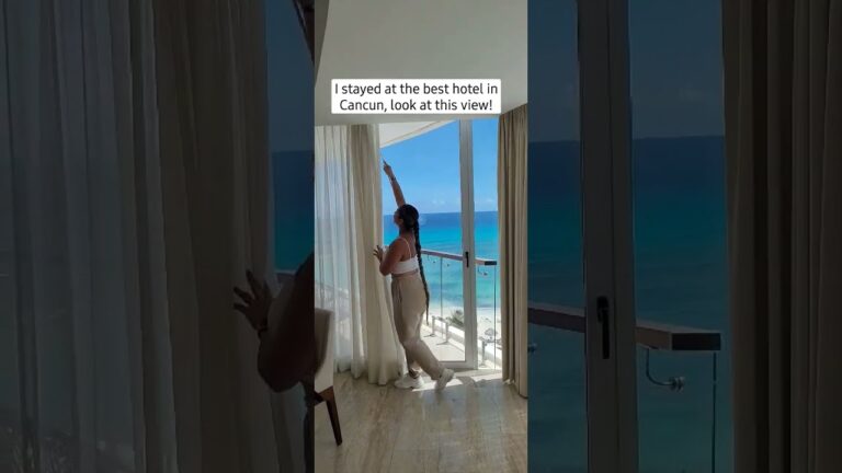 The BEST hotel in Cancun | This view is INSANE !! ✨️